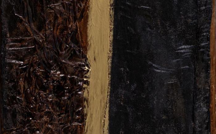 Percorso 2, 2025, polimaterico su tela, olio, bitume, stoffe 80 x 100 cm