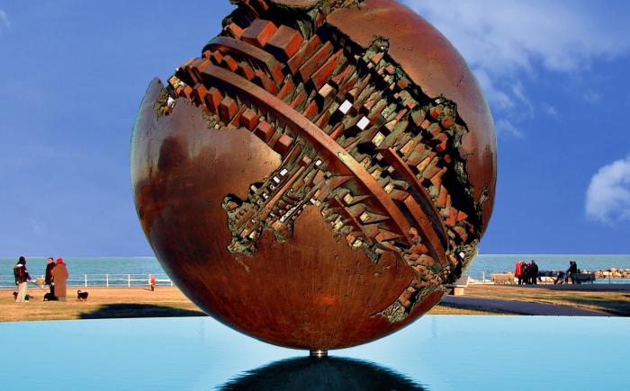 La Grande Sfera, Pesaro
