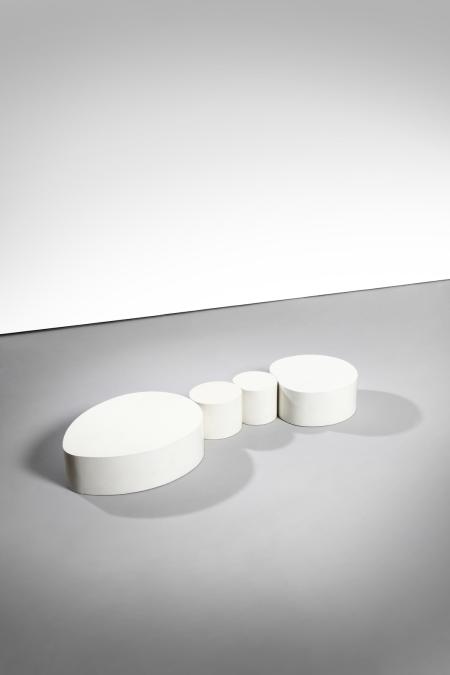 Forme (bianco), 1969, legno laccato, 22.0 x 181.0 x 61.5 cm