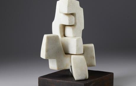 Navigando, 1991, legno di noce e marmo, 37.0 x 30.0 x 22.0 cm