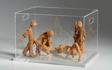 Presepe anni '80, tela di juta, legno, filo, 25.5 x 40.0 x 30.0 cm
